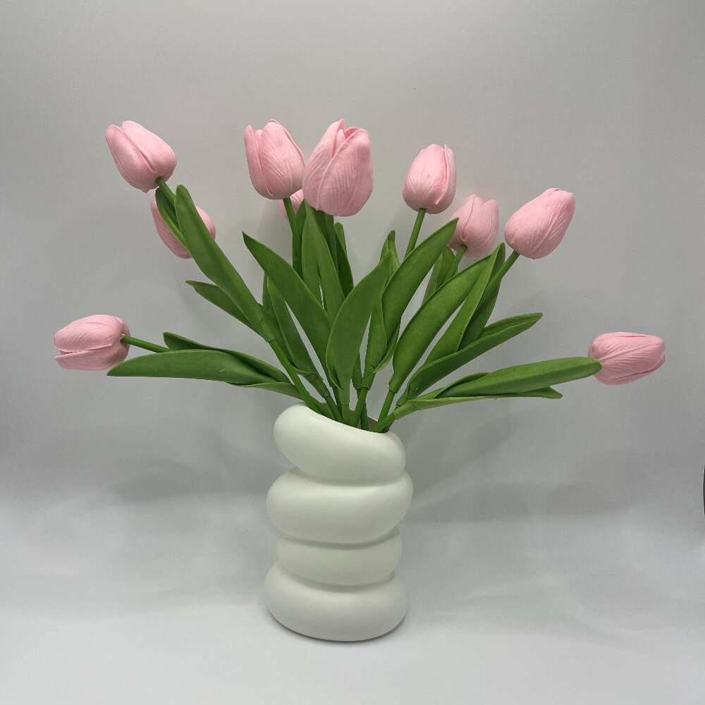 10 Pcs Artificial Tulips Silk Flowers with  Imitation Ceramic Vase